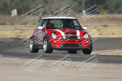 media/Sep-20-2025-Extreme Speed (Sat) [[1fcc23683c]]/Orange (Mid Intermediate)/Session 1 (Sunset)/